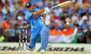 GILCHRISTS BACKS DHONI FOR SERIES DOWN UNDER